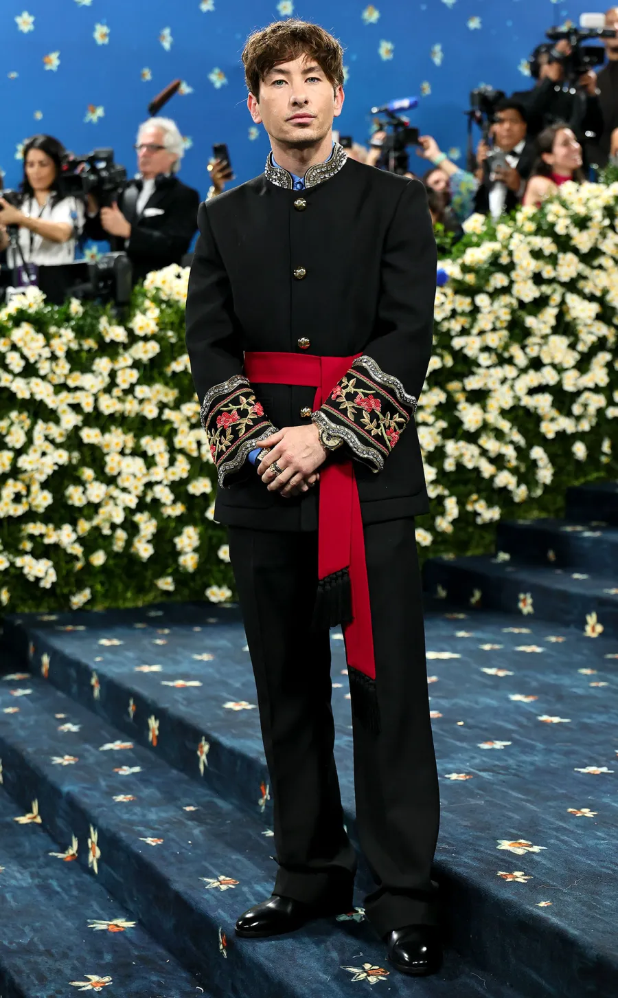 Barry Keoghan Red Carpet Arrival Blue Carpet 2025 Met Gala