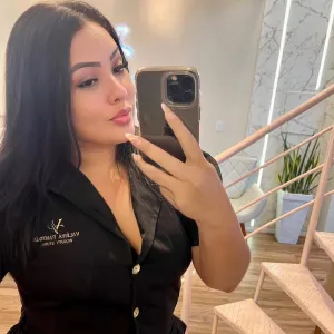 Beauty Influencer Reportedly Dies While Recovering from Weight Loss Surgery