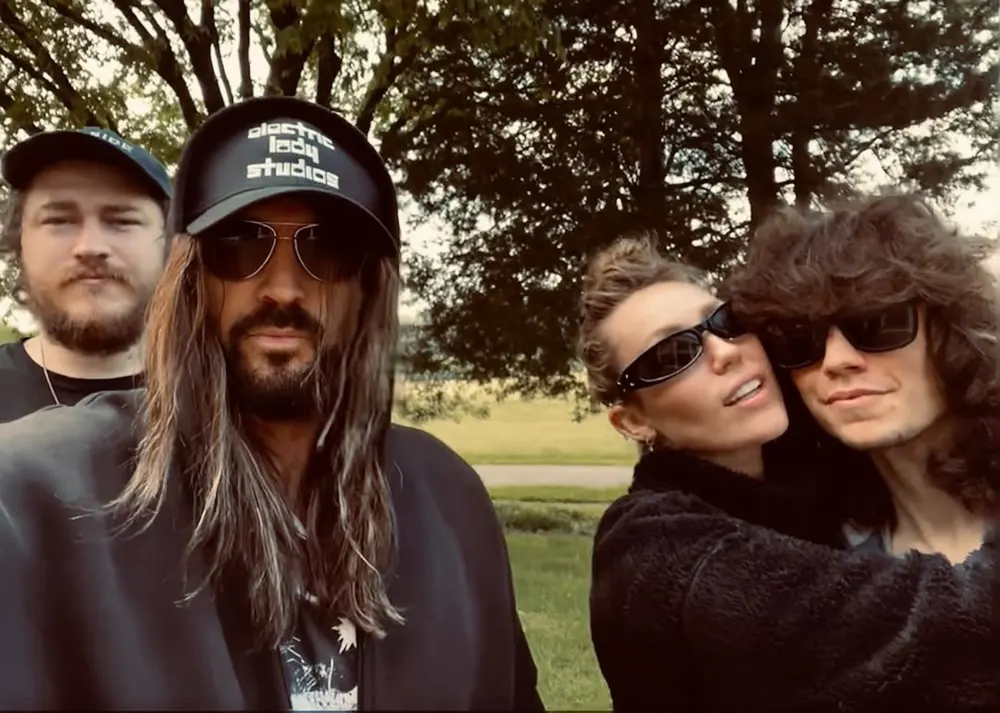 Billy Ray Cyrus Shares Family Photo With Son Braison, Daughter Miley and Her Boyfriend Maxx