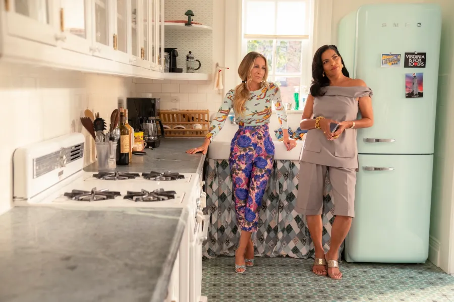 Carrie-Kitchen-sarah-jessica-parker-sarita-choudhury