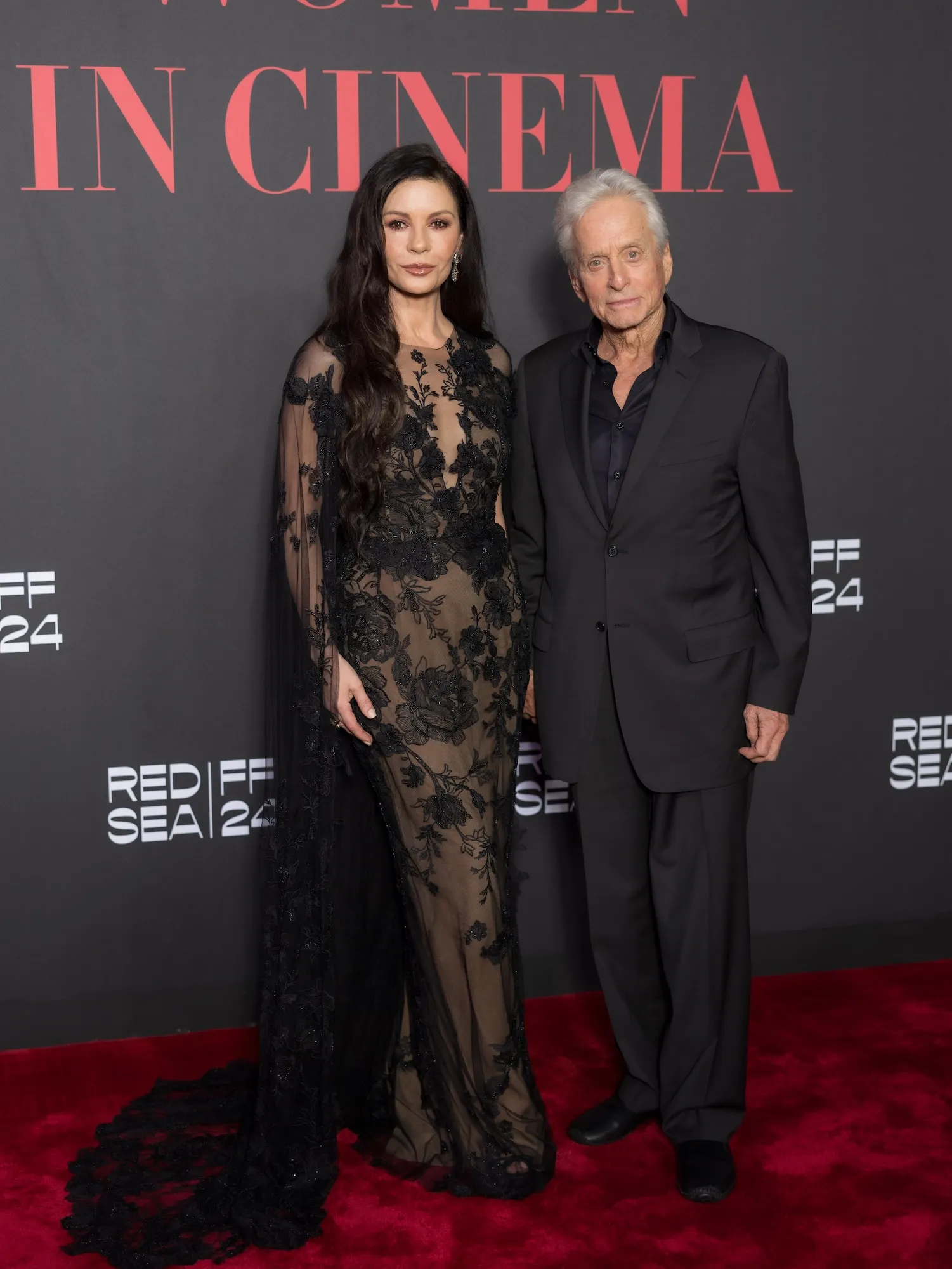 Catherine Zeta-Jones, Michael Douglas Share Sweet Pic With Daughter Carys