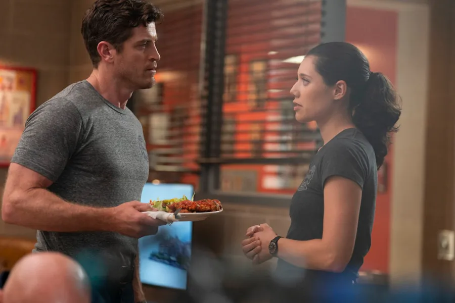 One Chicago Couples Sam Carver Violet Chicago Fire