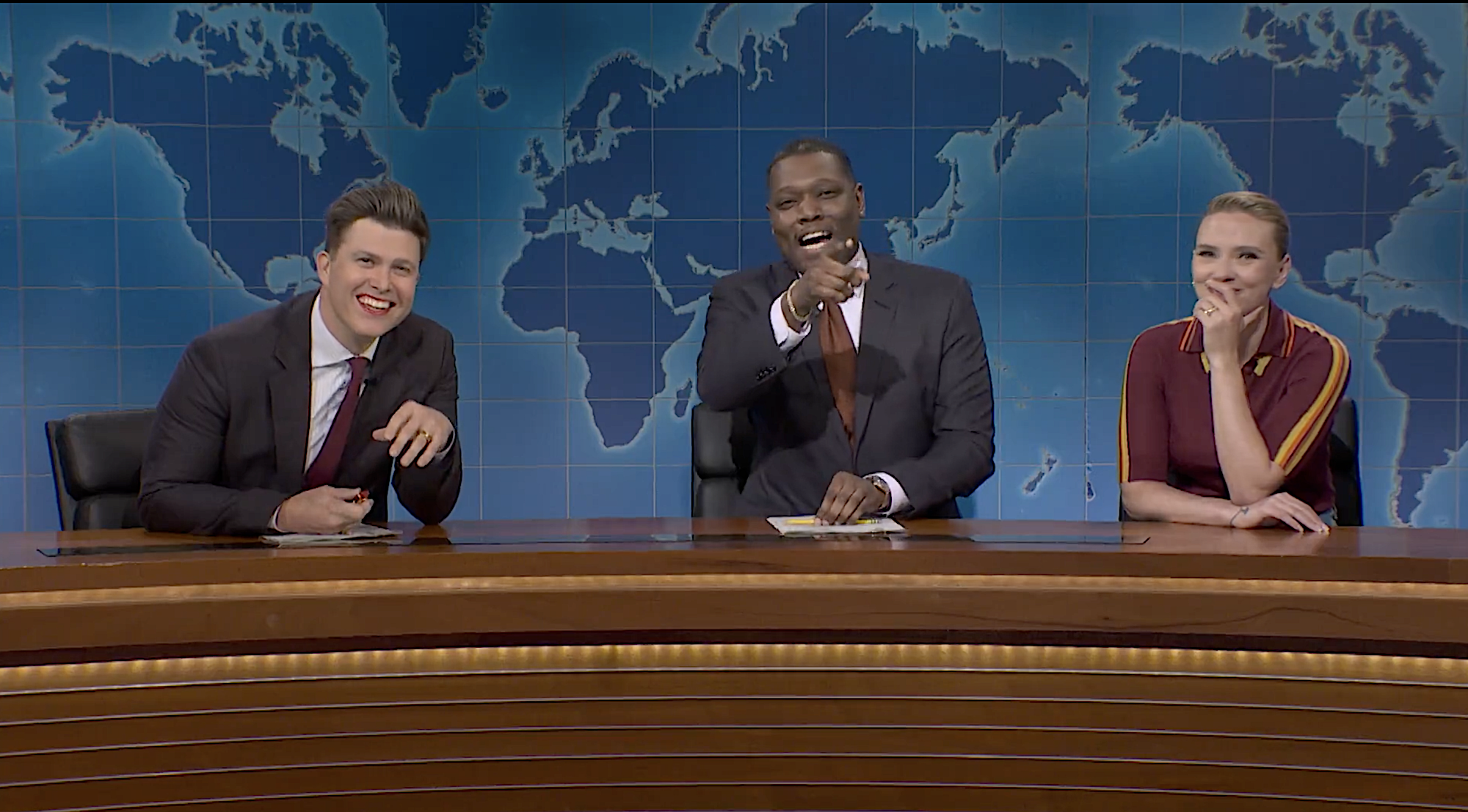 Colin Jost Michael Che Scarlett Johansson SNL Season 50 Finale 1