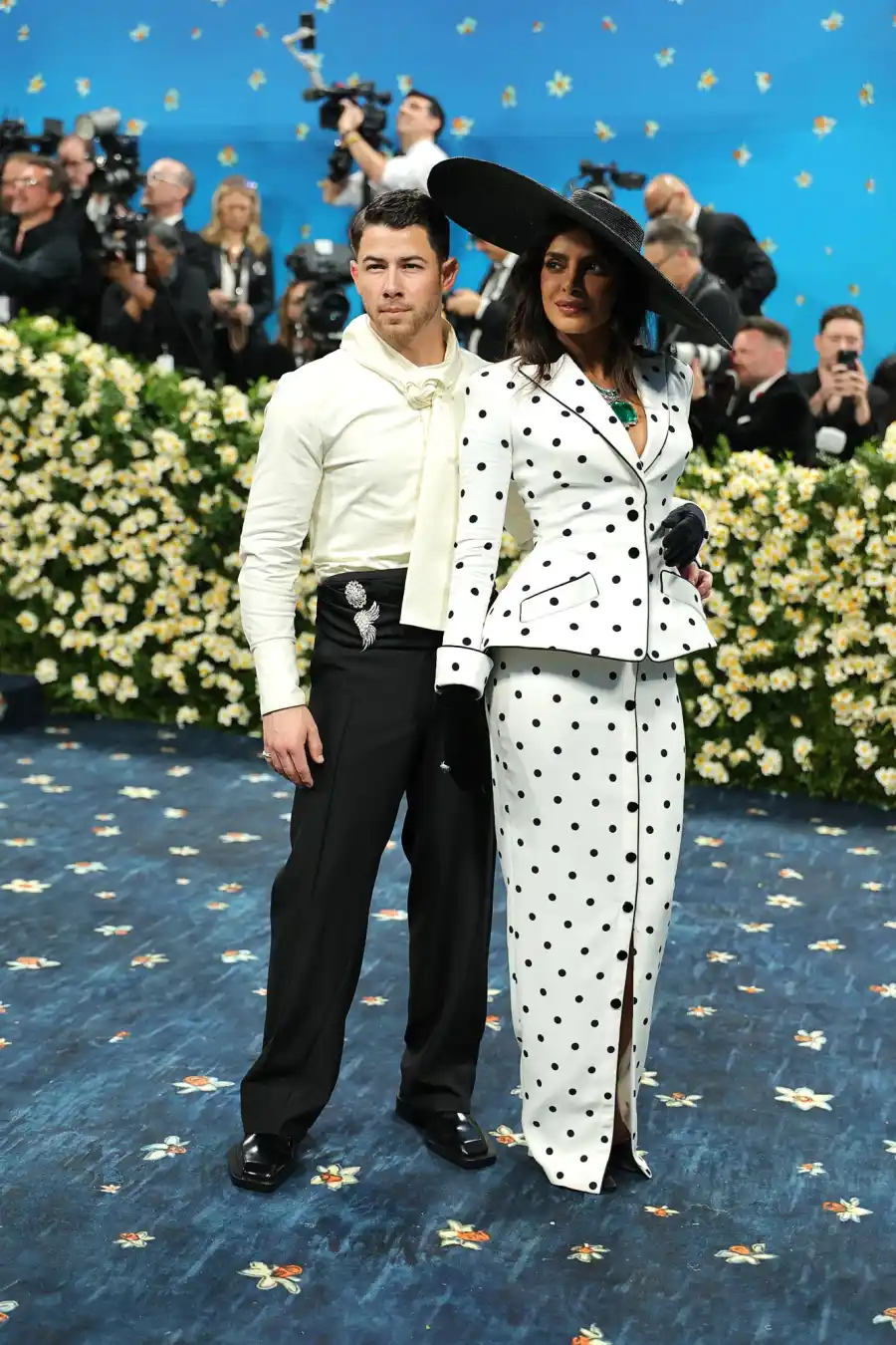 Couples Gallery 2025 Met Gala 416 Nick Jonas and Priyanka Chopra Jonas GettyImages 2213611766