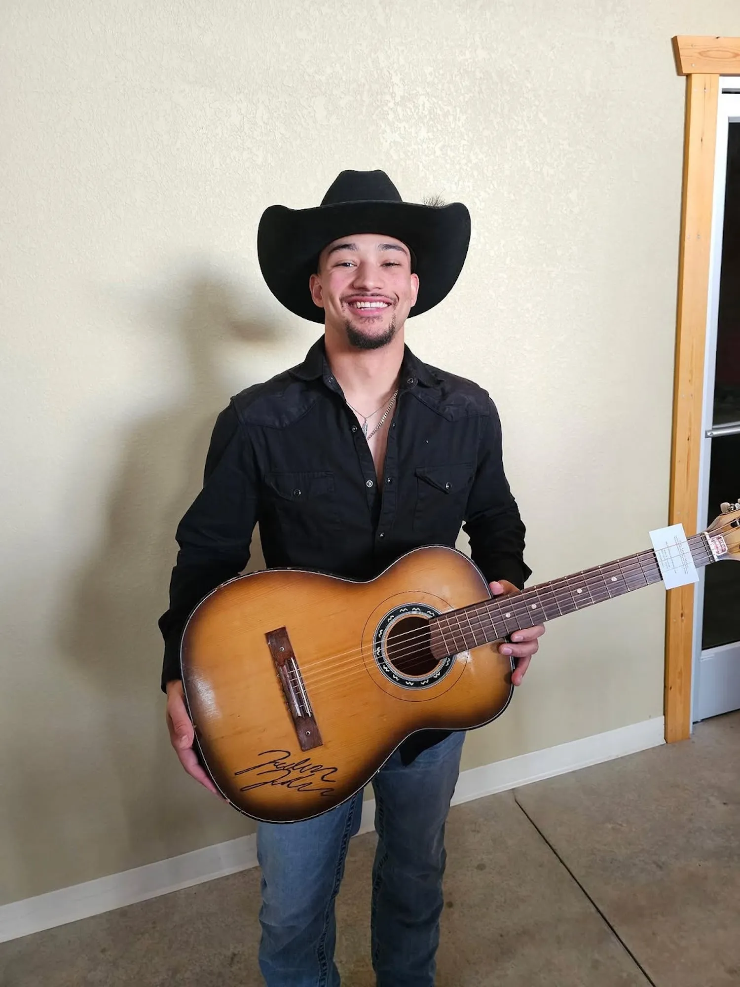 The Voice Finalist Jaelen Johnston Flubs Lyrics on Stage Ahead of Final