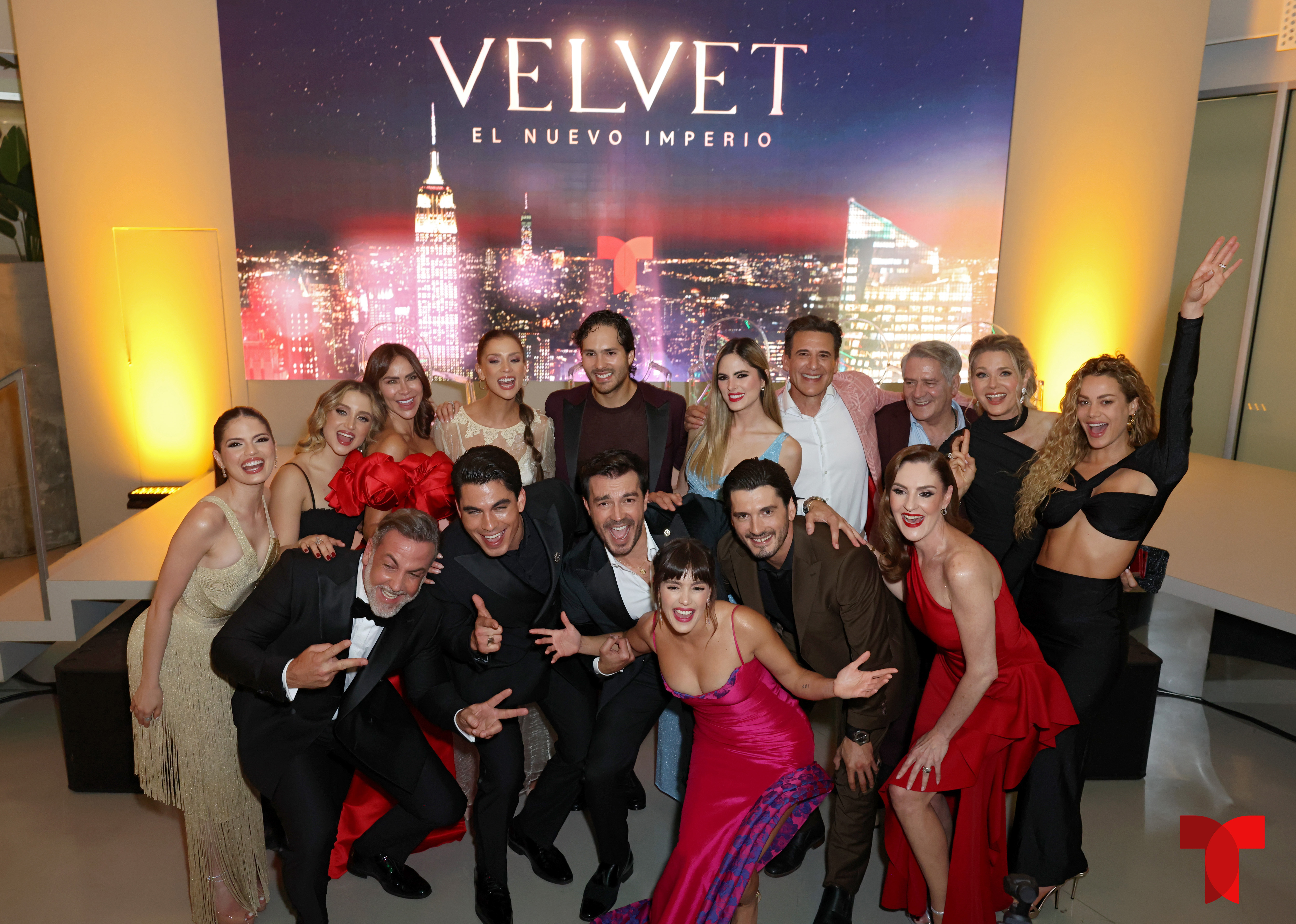 Elenco de 'Velvet: El nuevo imperio', de Telemundo.