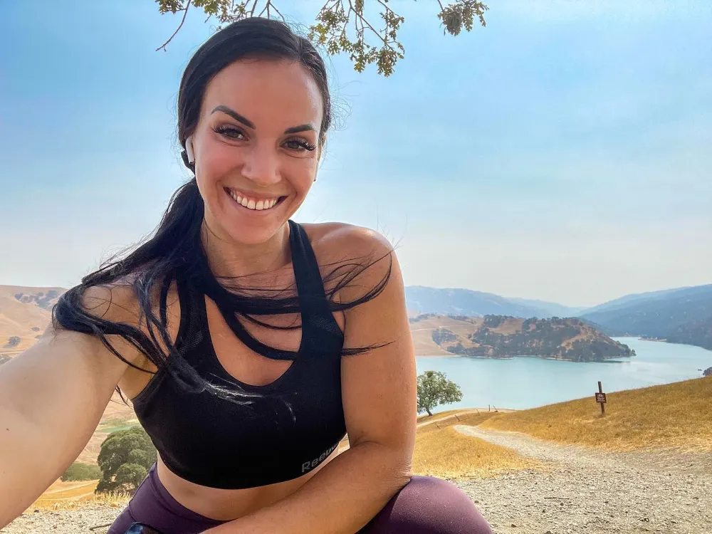 FEATURE Family of Late Hiking Influencer Hannah Moody Seeking Answers In Her Mysterious Death