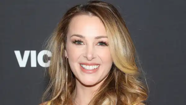 GettyImages-1133242744-Jamie-Otis-Slams-Critics-of-Breastfeeding-Moms