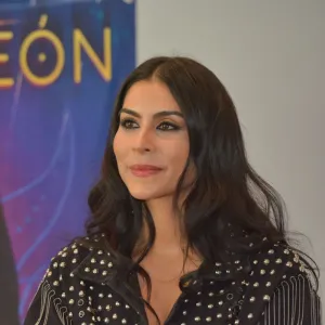 María León, cantante y actriz mexicana