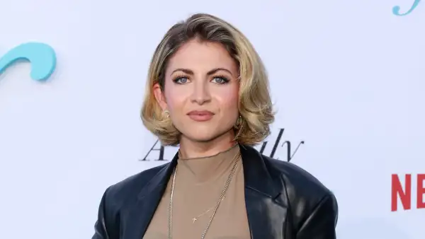 Social Media Dancer Miranda Derrick Reveals DM She Got From Drake