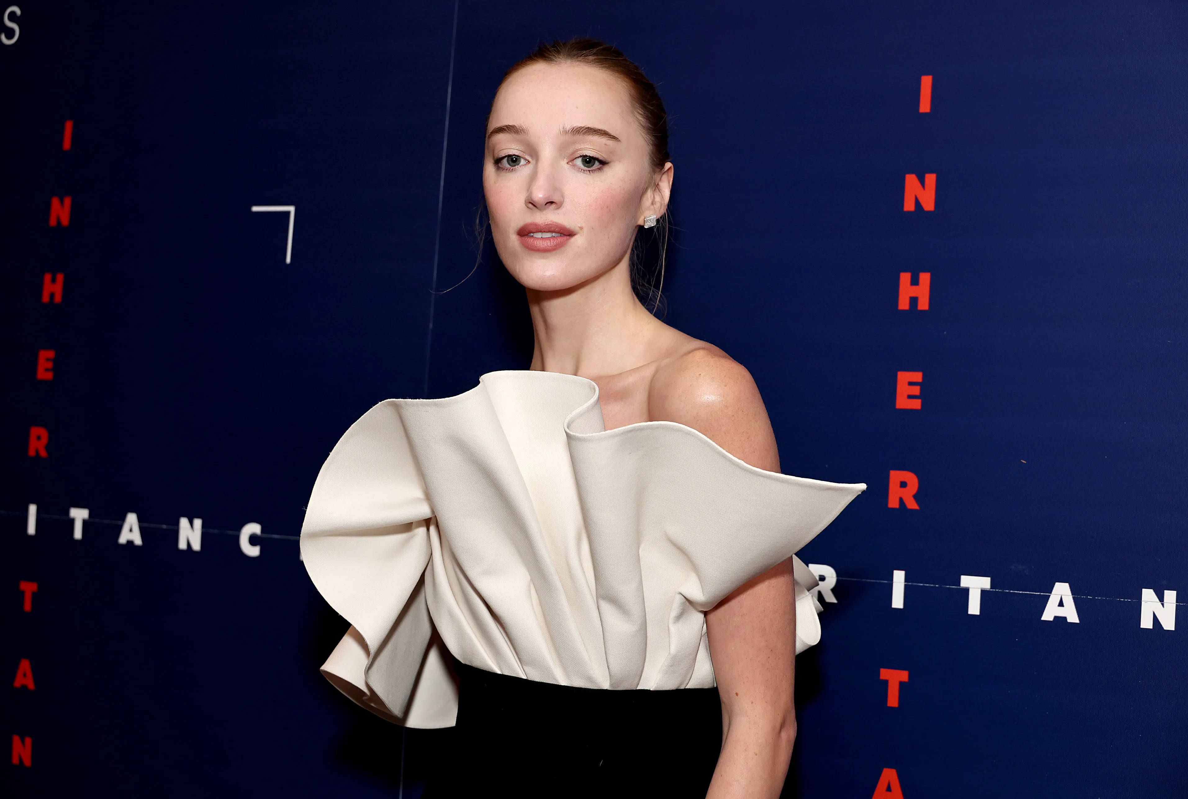 Phoebe Dynevor Brightening Eye Cream