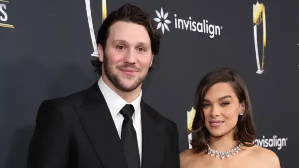 GettyImages-2198081950 Josh Allen Hailee Steinfeld NFL Honors