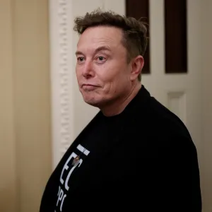 Elon Musks Alleged Drug Use Explored in Bombshell Report: Ketamine, Mushrooms and More
