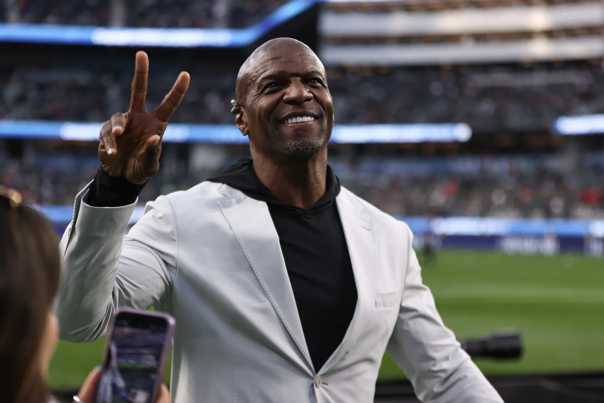 GettyImages-2206136557 terry crews reacts to sanders draft drama