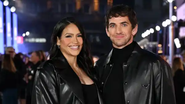 Alex Fine Breaks Silence, Supports Cassie With Romantic Statement