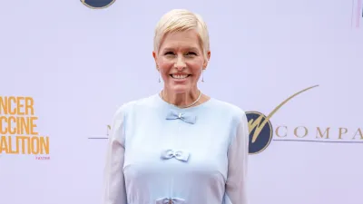 Nicole Eggert Has a Theory About Who The Guy From Baywatch Is on The Valley