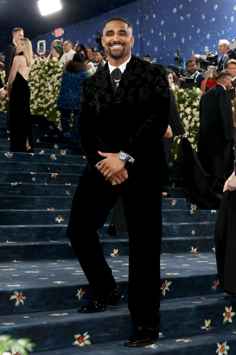 GettyImages-2213625326 Savannah Guthrie Reveals Cringey Interview Question to Jalen Hurts Was a Career Lowlight