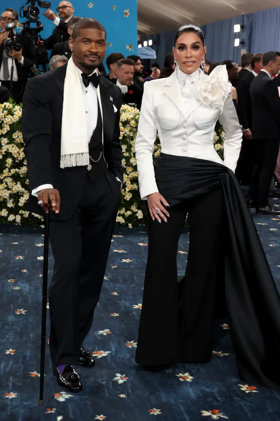 Usher and Jennifer Goicoechea Red Carpet Arrival Blue Carpet 2025 Met Gala
