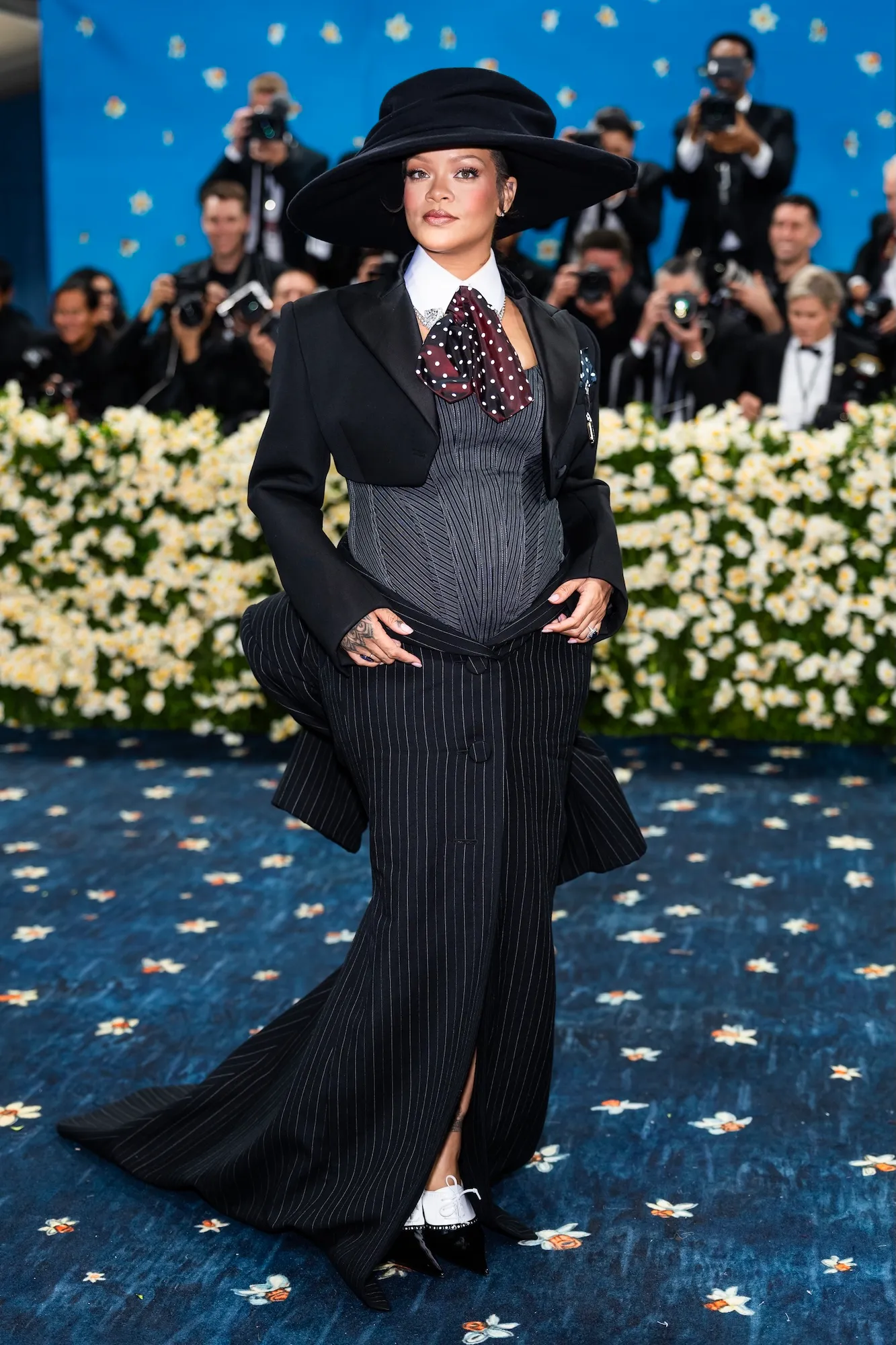 Rihanna Red Carpet Arrival Blue Carpet 2025 Met Gala