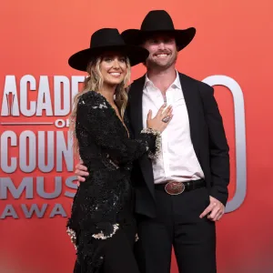 GettyImages-2214133685 Lainey Wilson Duck Hodges ACMs Red Carpet