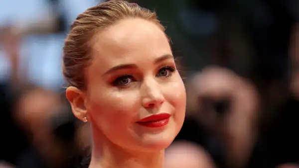 GettyImages-2215599132-Jennifer-Lawrence-on-Filming-5-Months-Pregnant