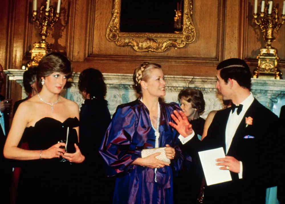 3 ow Princess Dianas Showstopping 1987 Cannes Dress Honored Mentor Grace Kelly