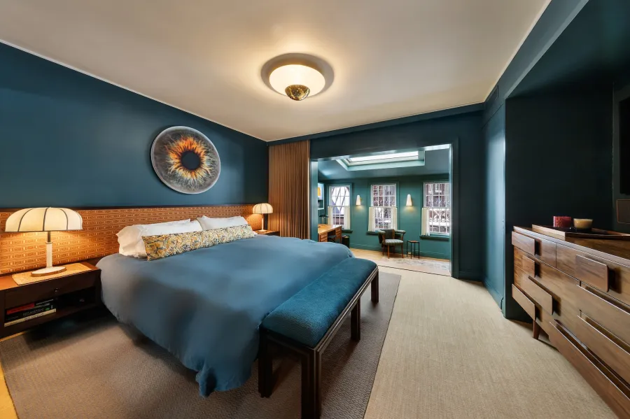 Graham Norton Sells Manhattan Carriage House Bedroom