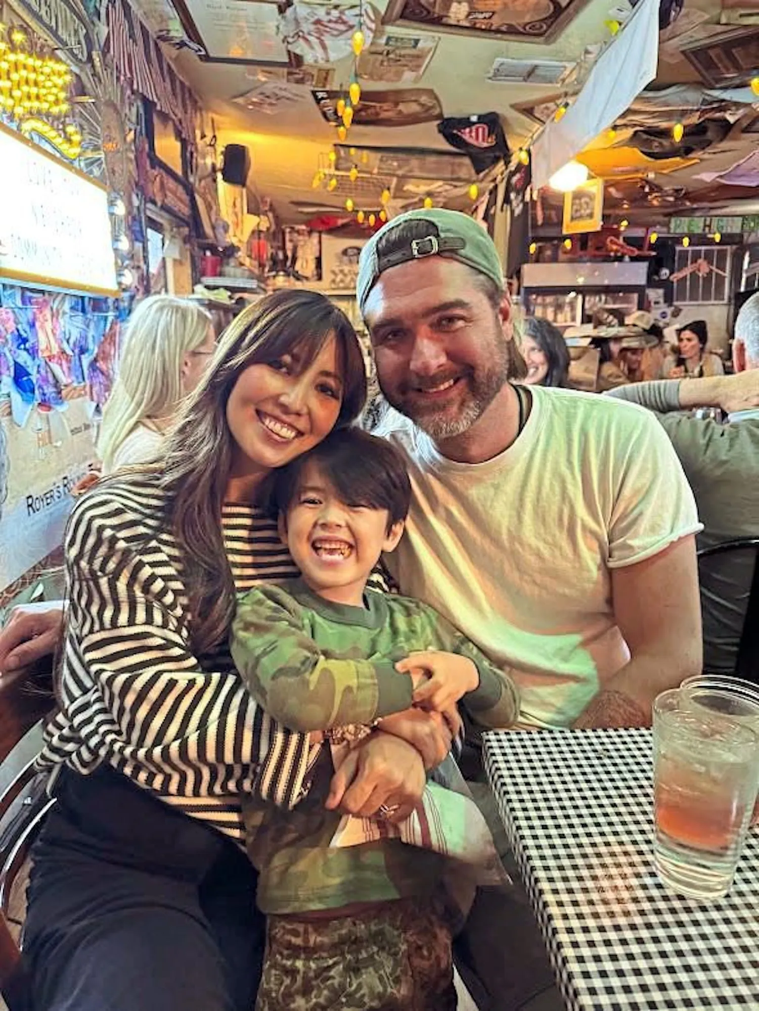 How Duck Dynasty s Rebecca Robertson Taught Her Son About Taiwanese Heritage