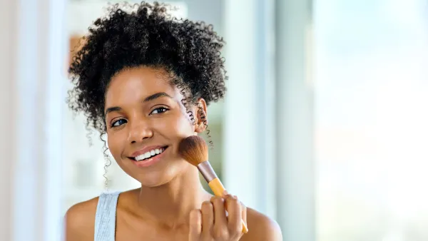 I Finally Found Makeup Brushes That Make My Makeup Look Professional And They're On Sale