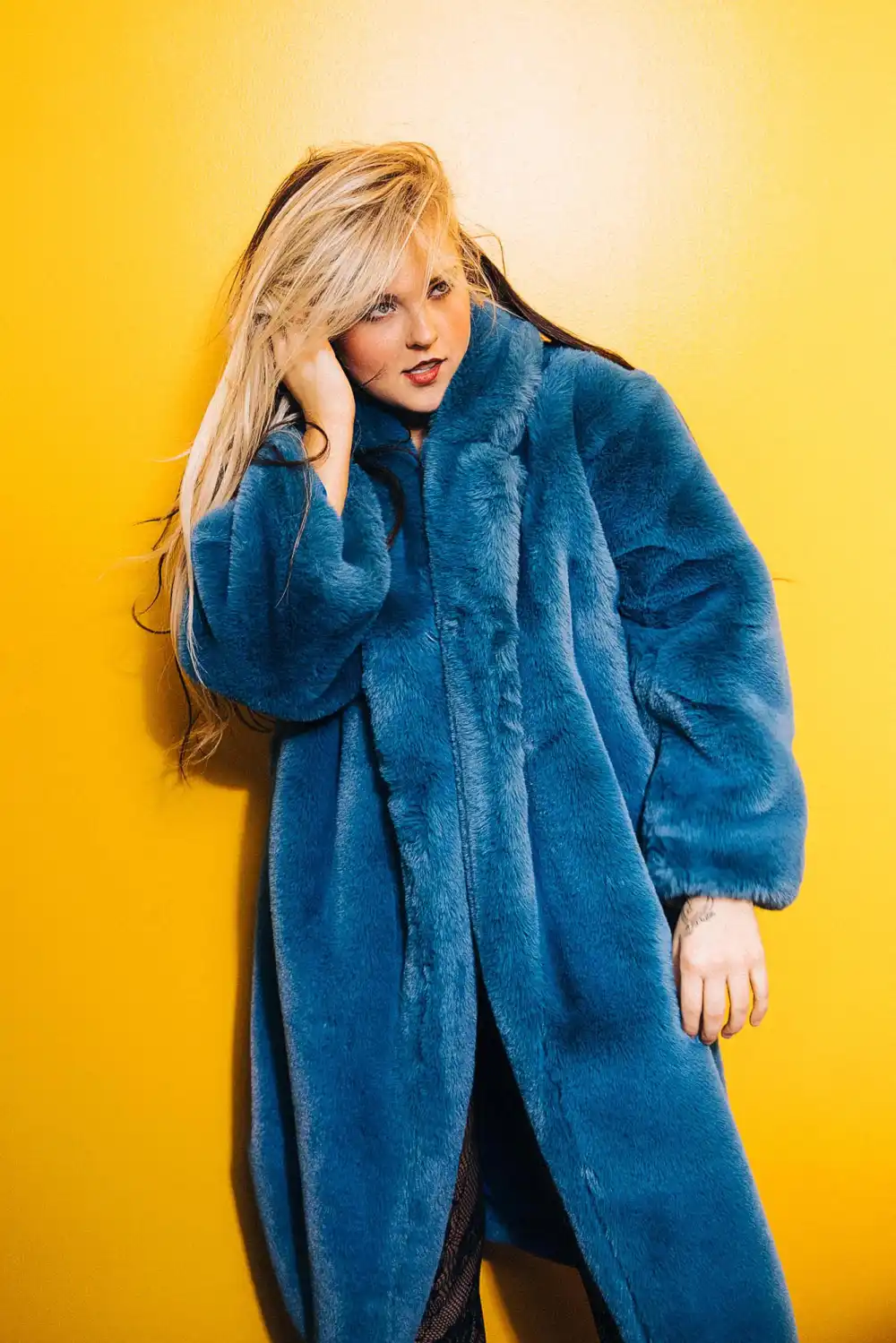 JoJo Siwa Says She Has Sympathy for Mickey Rourke After His Homophobic Comments 370