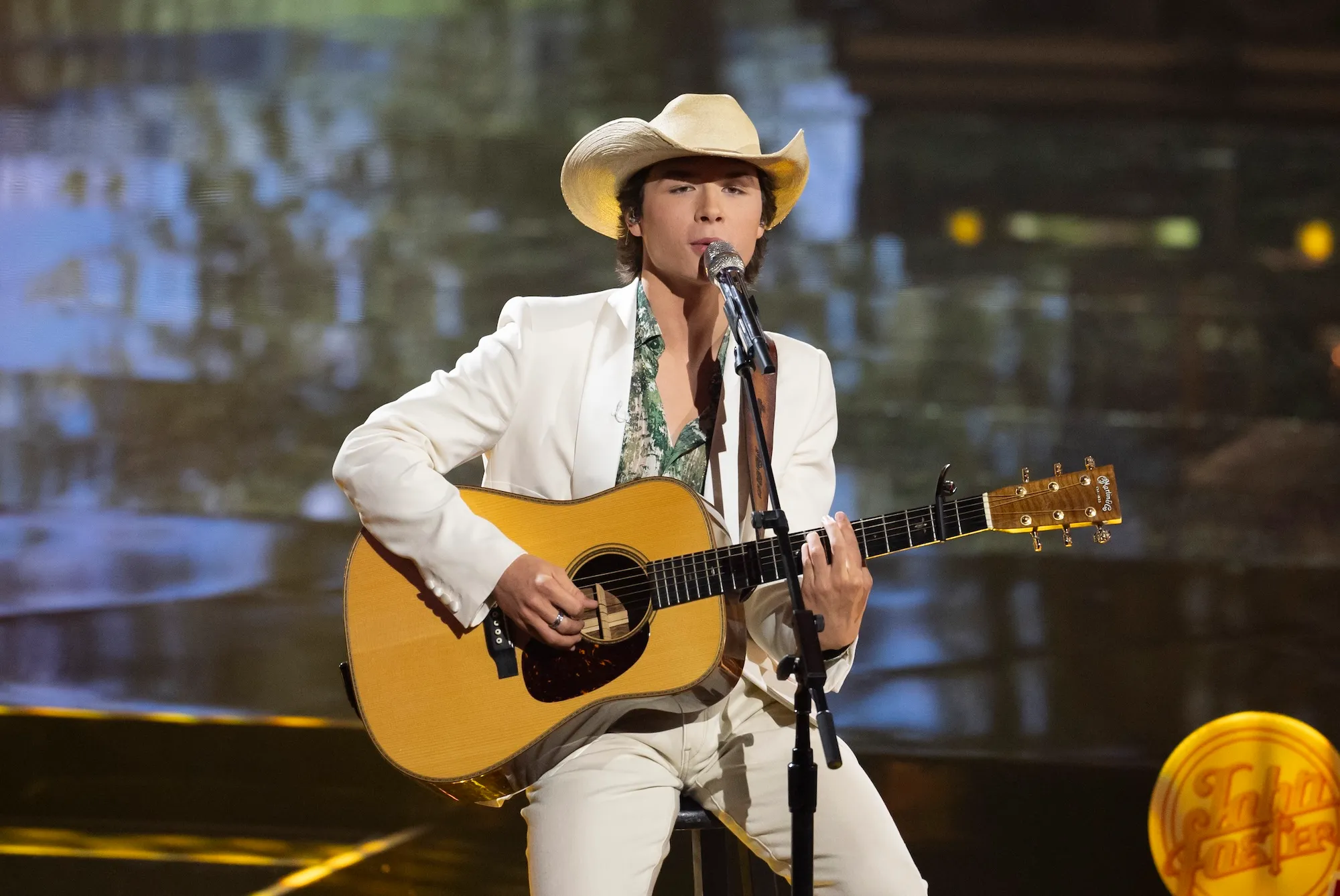 John Foster Broke Down Singing Emotional Tribute to Late Friends