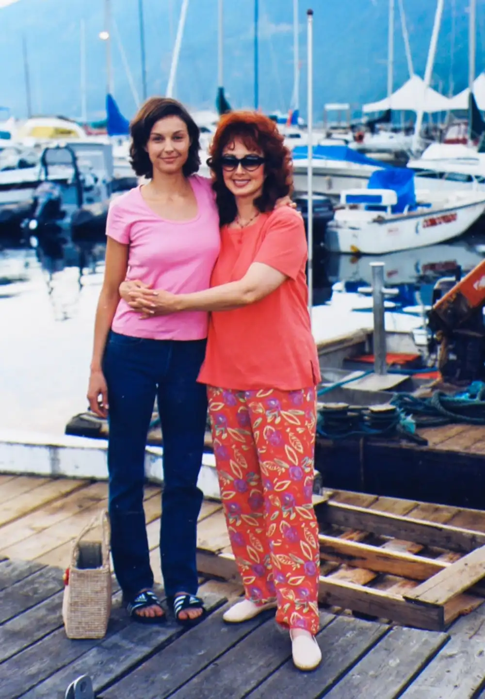 Judds Docuseries Recap inline 2 Ashley_Naomi_Waterfront