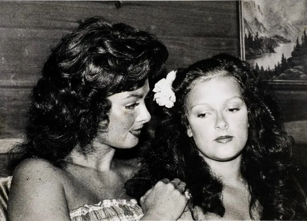 Judds Docuseries Recap inline 3 Naomi-and-Wynonna-Judd_Archive