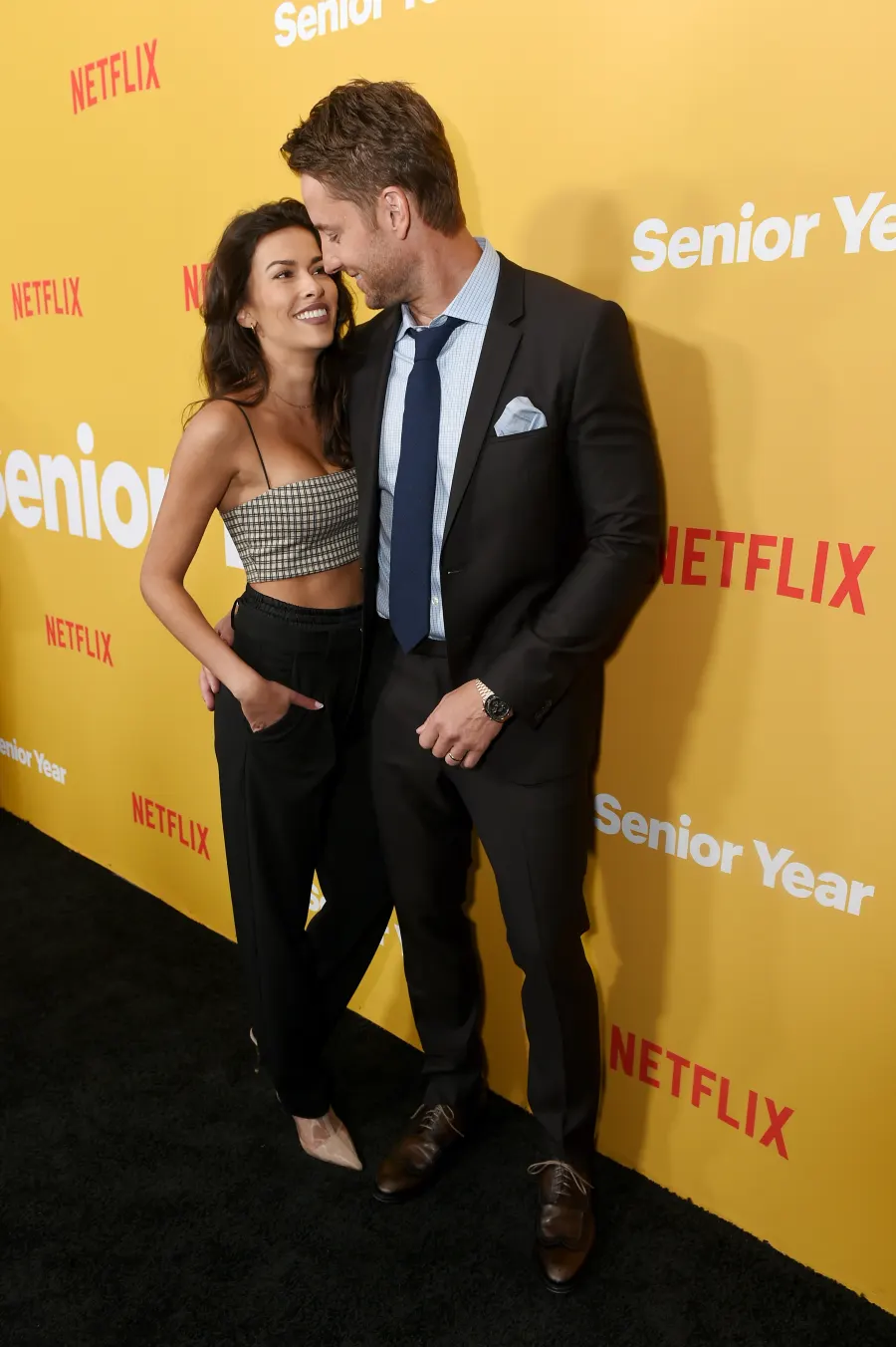 Justin Hartley and Sofia Pernas Cutest Red Carpet Moments