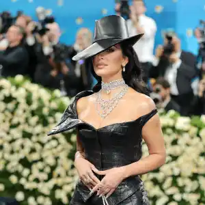 Kim Kardashian Seemingly Confronts Security Guard Who Stepped on Her Dress Ahead of Met Gala