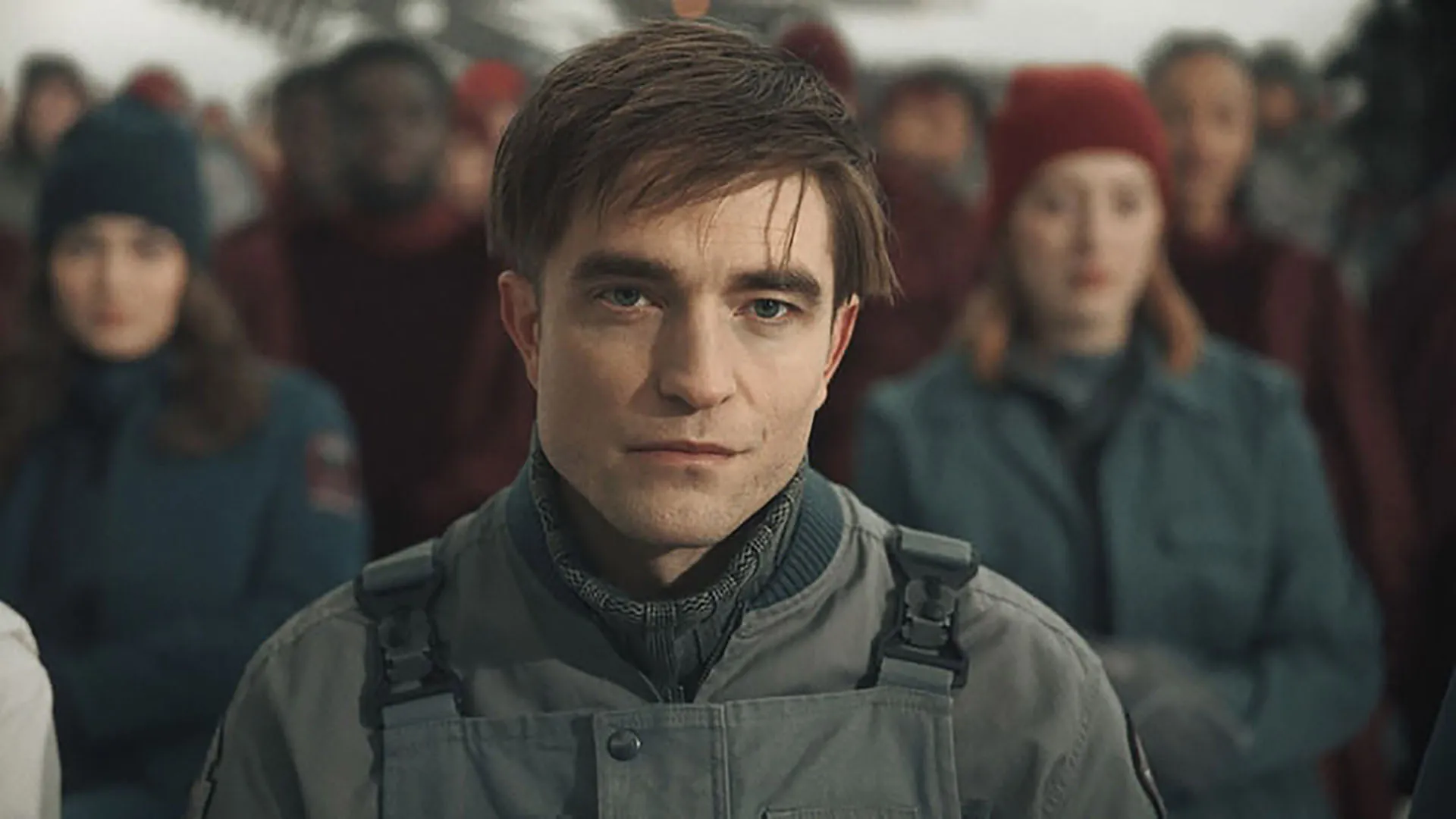 Robert Pattinson in Mickey 17