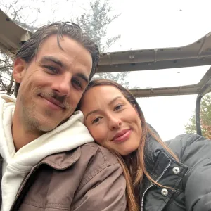 Noah-Erb-and-Abigail-Heringer-2123078