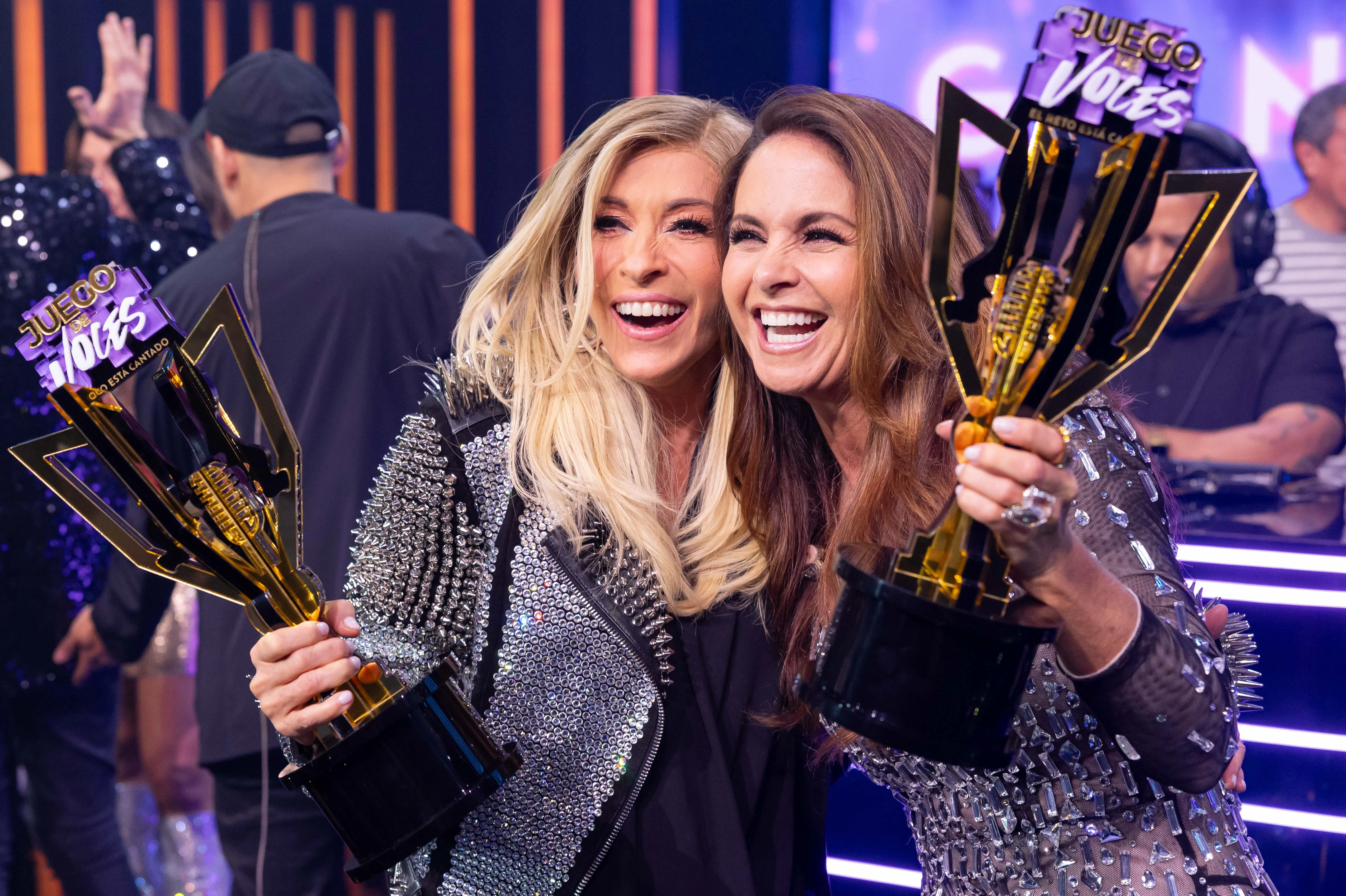 Yuri y Lucero, gran final de 'Juego de Voces'