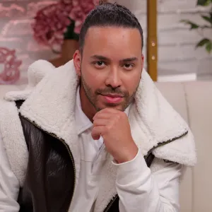 Luxury Handbag Shopping en Español entrevista en exclusiva a Prince Royce.