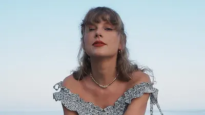 Police Find Human Remains Near Taylor Swift Rhode Island Mansion 2