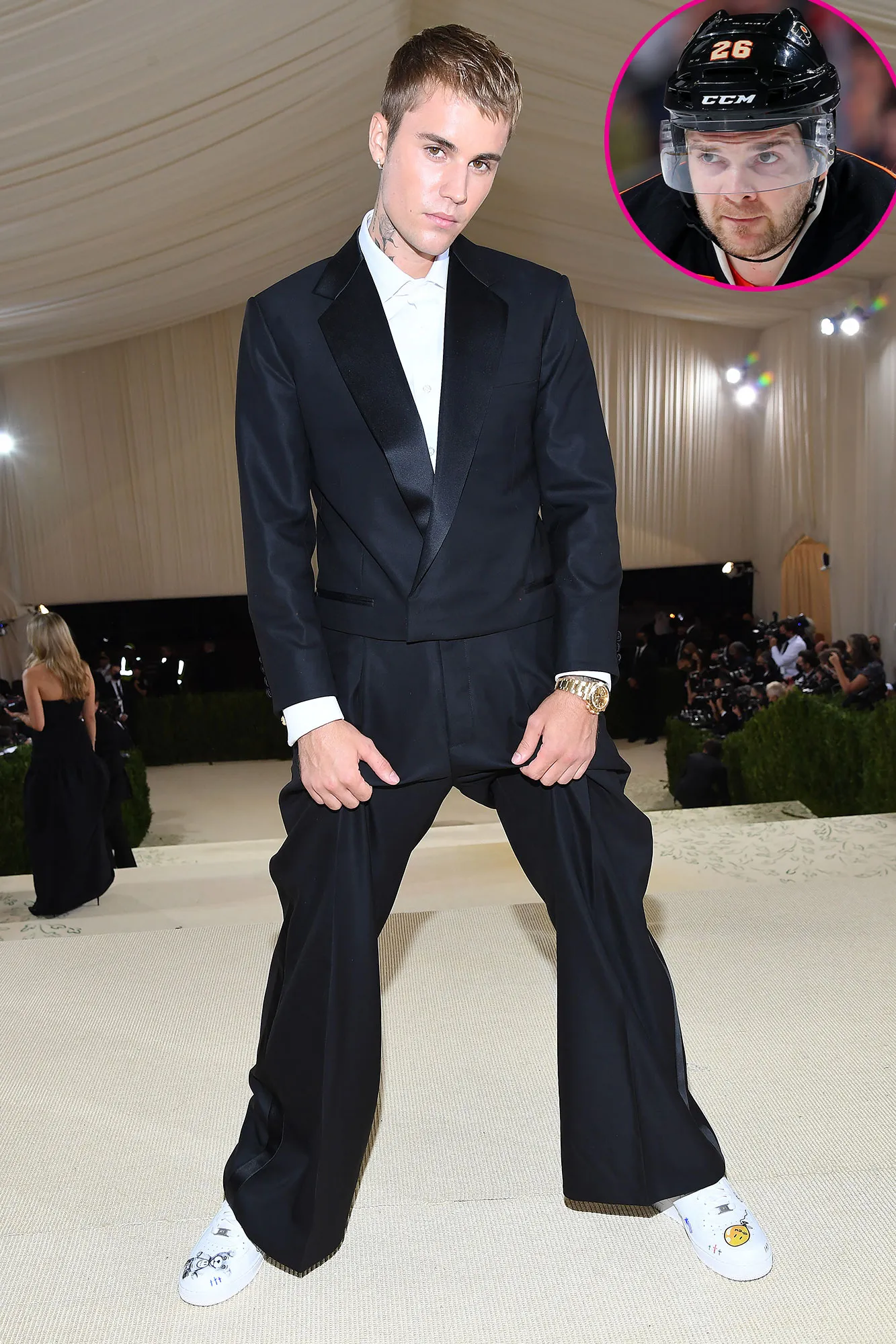 Feature Maple Leafs Alum Carlo Colaiacovo Criticizes Justin Bieber Game 7 Appearance Behind Bench