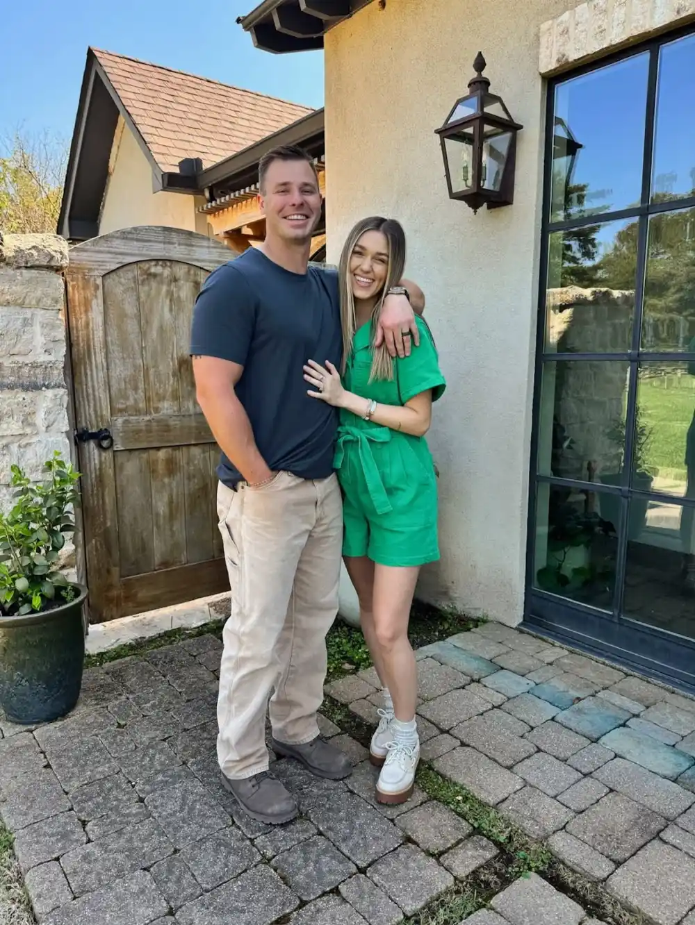 Sadie Robertson and Christian Huff Are in Couples Therapy Feature