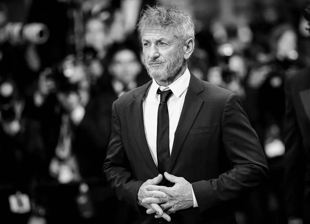 SeanPennGettyImages-1491501485.jpg