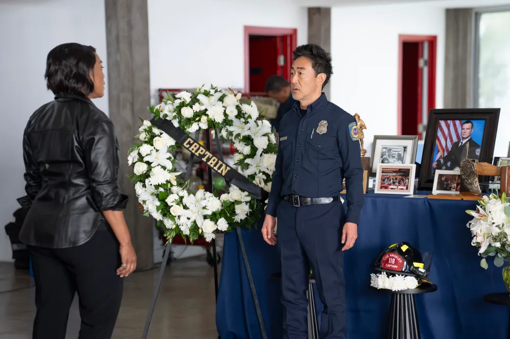 See 9-1-1&rsquo;s Funeral for Peter Krause's Bobby After Controversial Exit