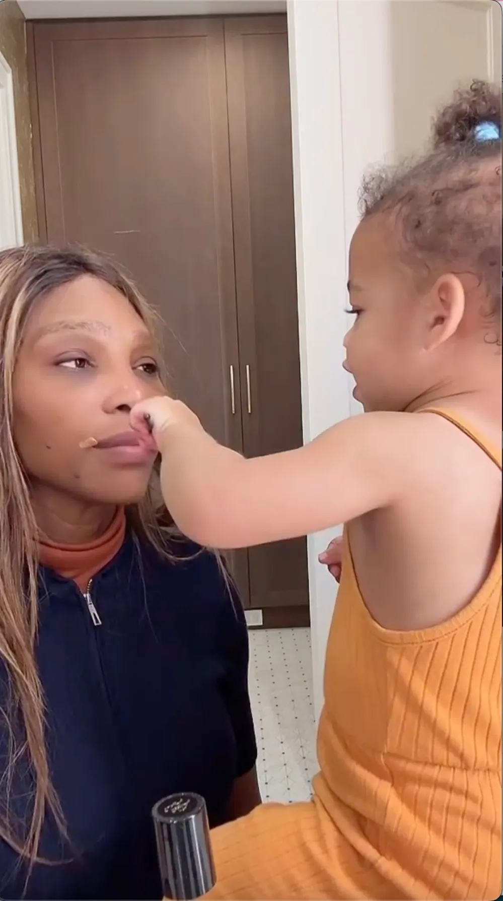 Serena Williams Hilariously Lets Her 16-Month-Old Daughter Do Her Makeup: &lsquo;Following My Path