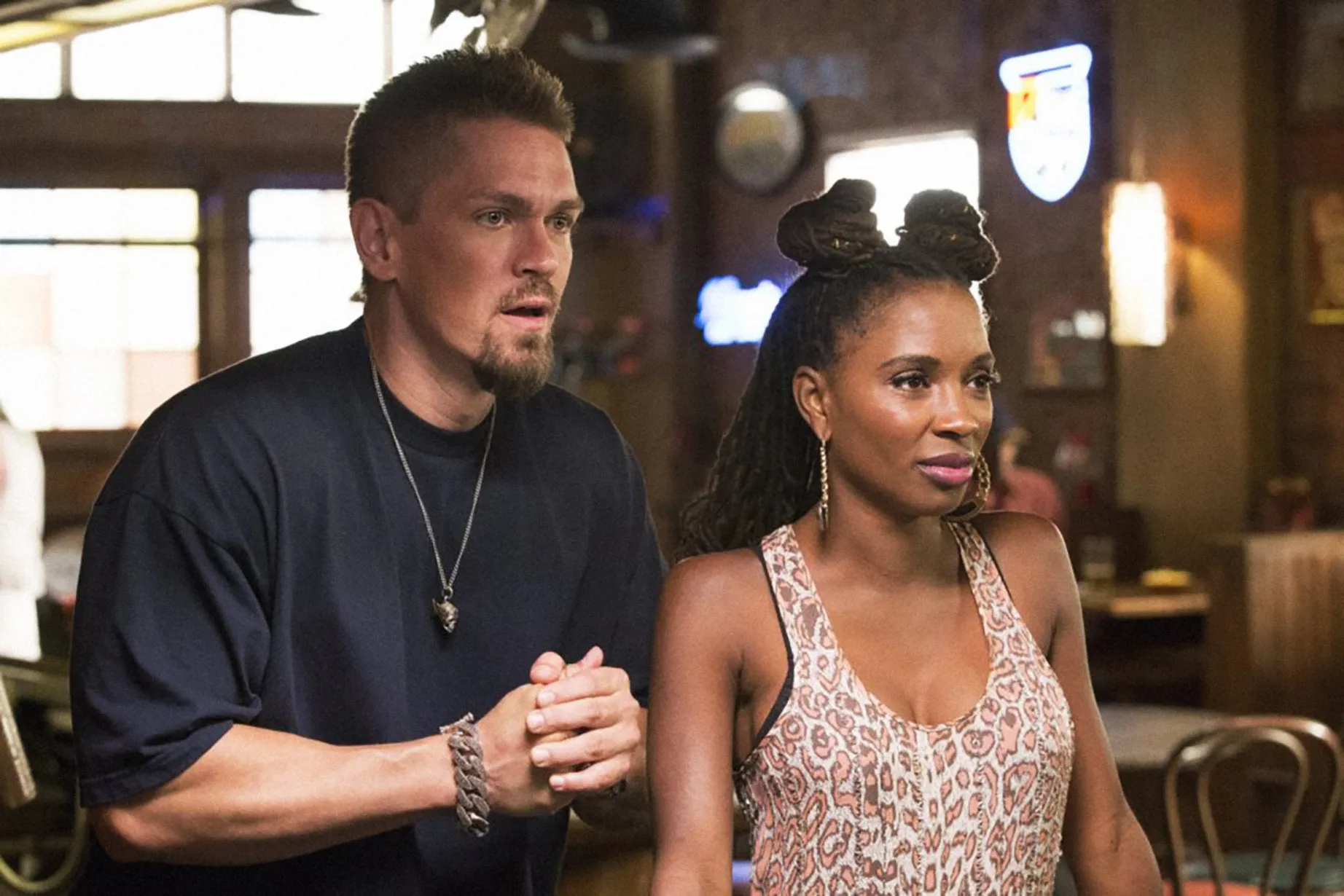 Shanola Hampton Taught Steve Howey to Manscape
