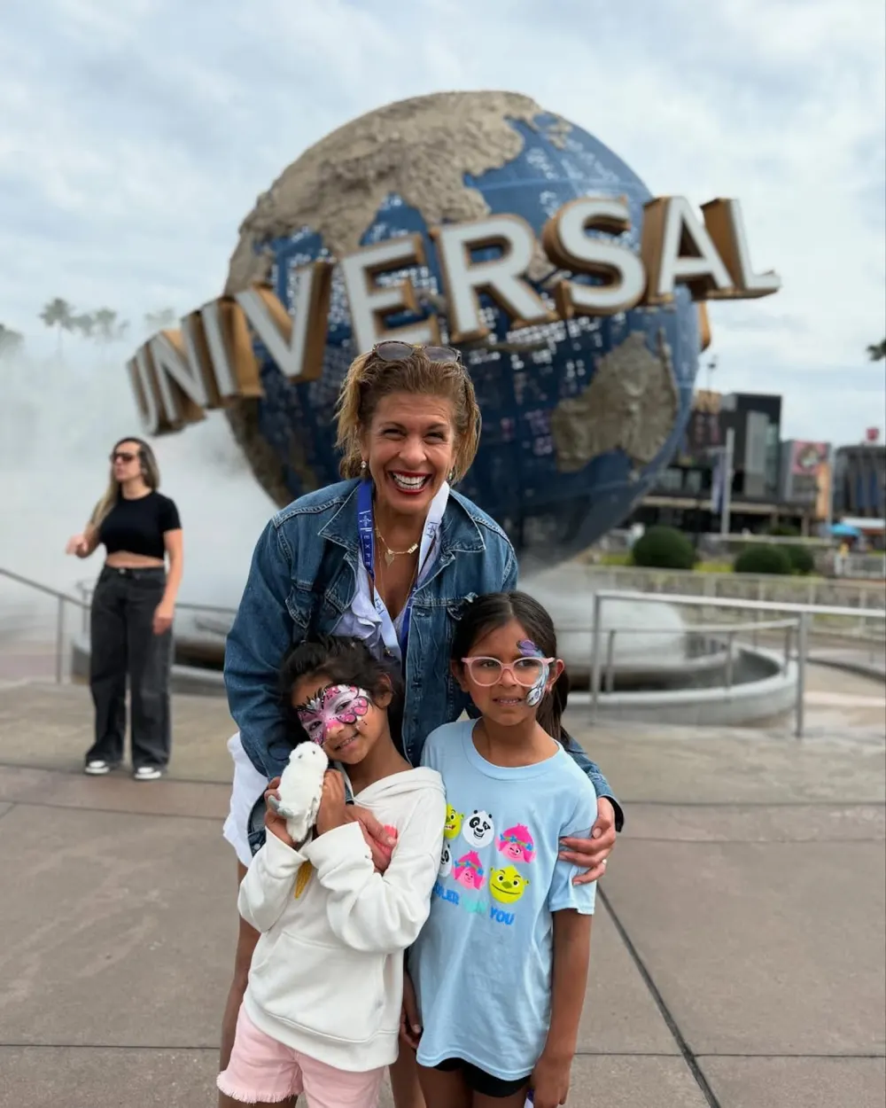 Single Mom Hoda Kotb Wonders if Her 2 Kids Will 'Understand What Love Looks Like'