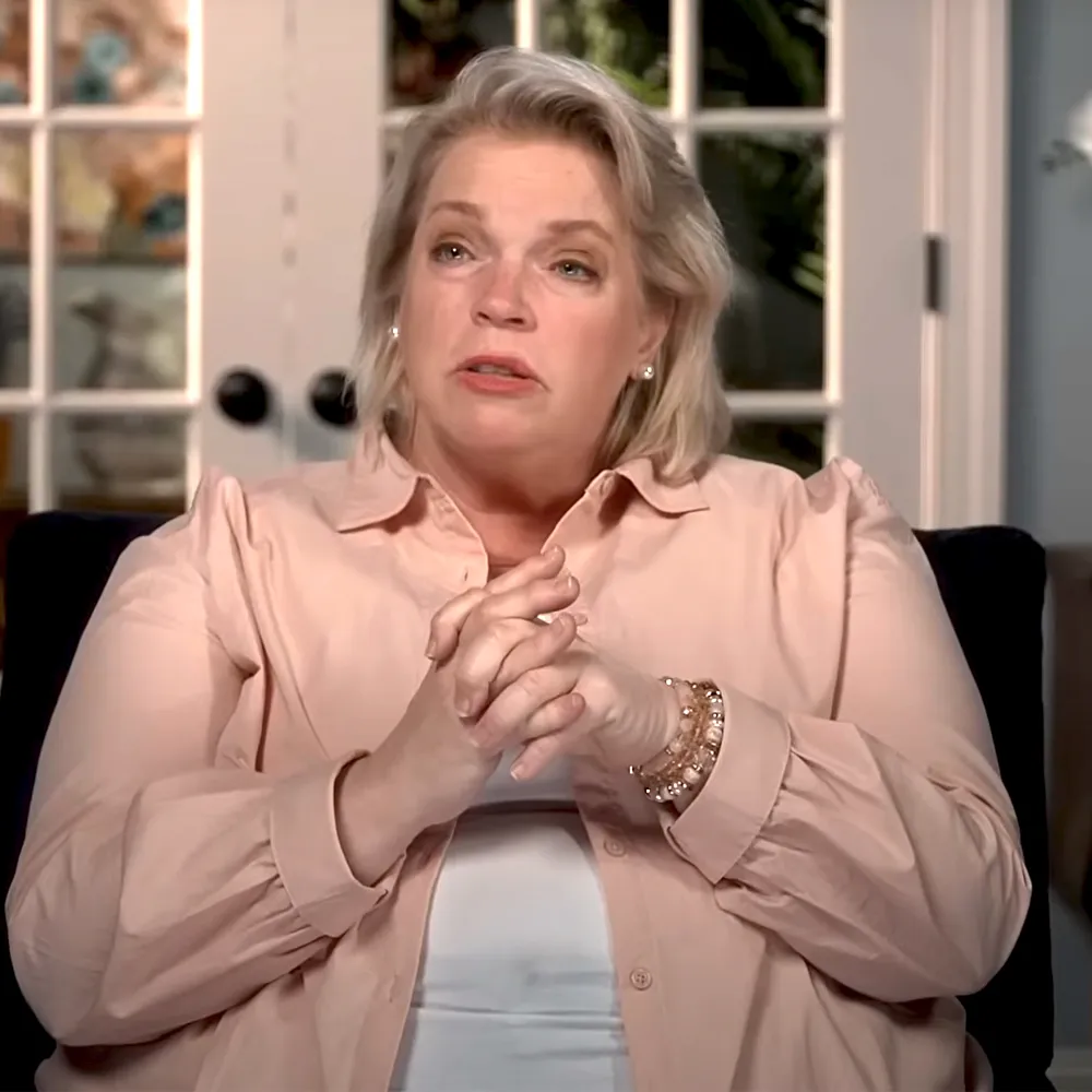 Sister Wives 1st Look Janelle Recalls Late Son Garrison as Sweet Sibling