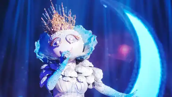 The Masked Singer s Season 13 Winner Had Bad Health Scare Months Earlier 542 MS S13_EP1313 Show_00766f_f