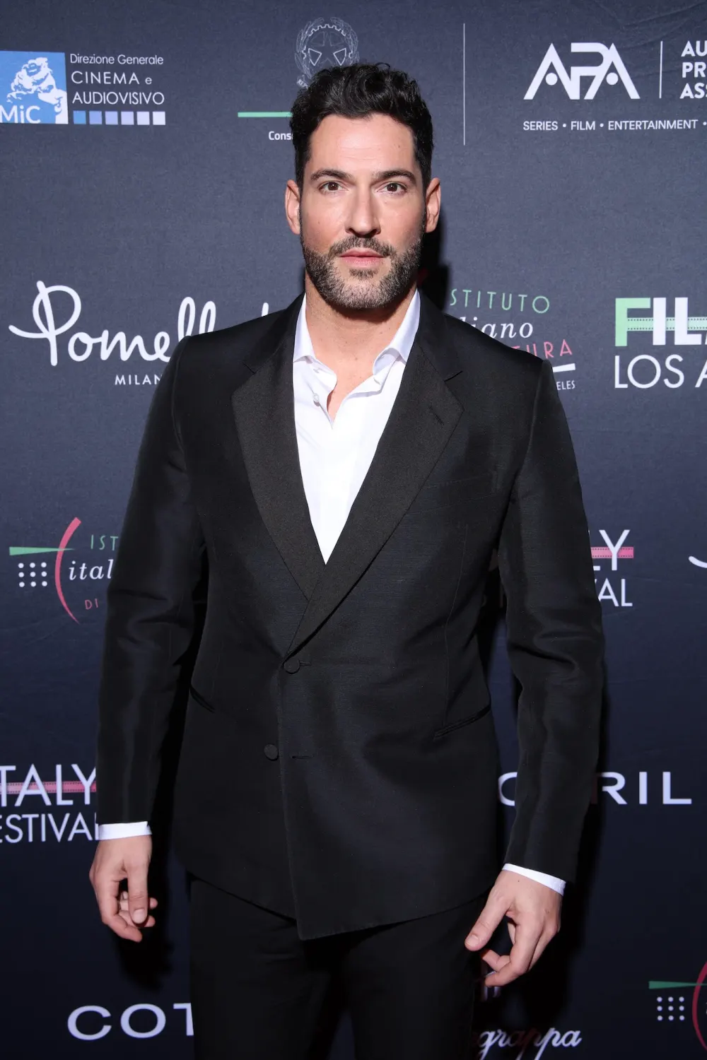 Tom Ellis Talks CIA and FBI Crossover